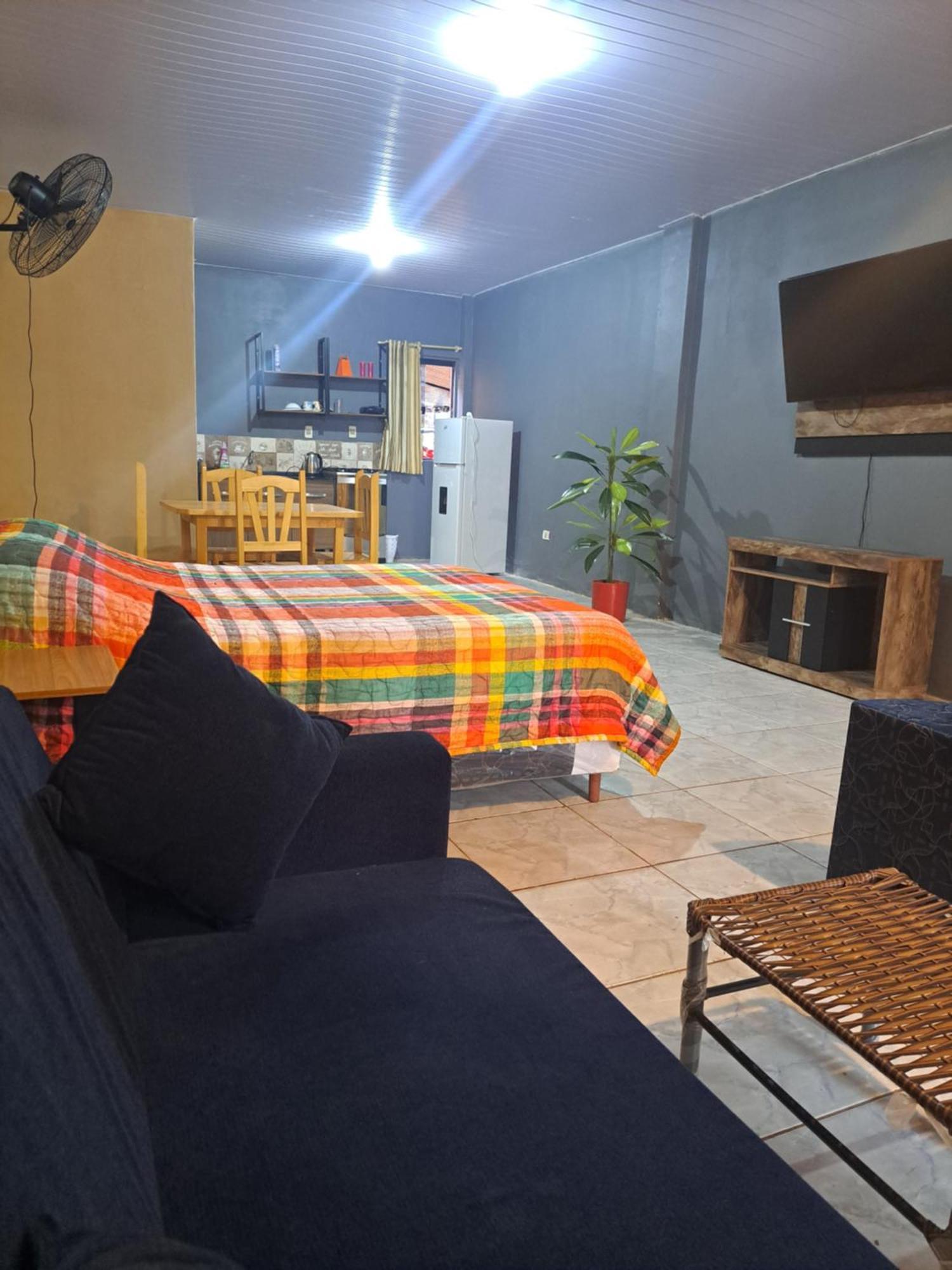 Hummingbird Hostel Ciudad del Este Exterior photo